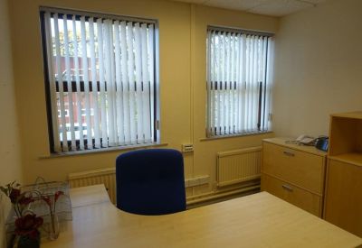 Office accomodation to lease in Redditch