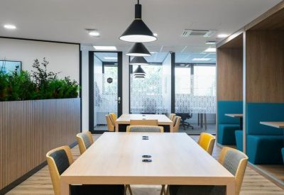 Executive office centres to hire in Nantes