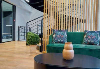 4 rue de l'Industrie executive offices