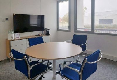 Office spaces to rent in Carquefou