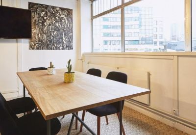 Office accommodations in central Bagnolet (France)