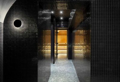 Interior of 21 Rue De La Paix