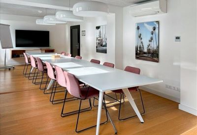 Interior of Gertrudenstr 30-36, 2nd & 4th floor