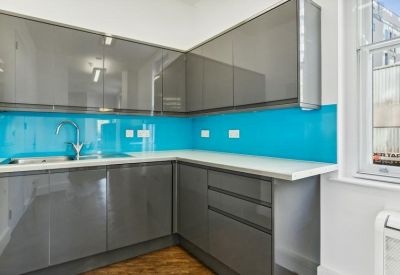 Offices at 7, Lyric Square