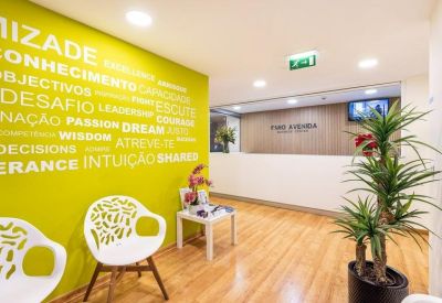 Executive suite to hire in Faro