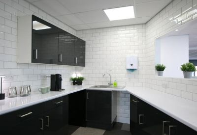 Exterior image of Oak Street