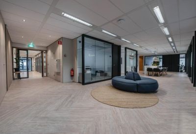 Kabelweg 57 office accommodations