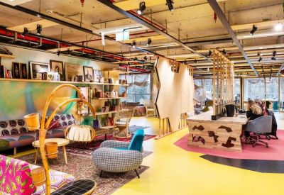 15-23 avenue Fraiteur executive offices