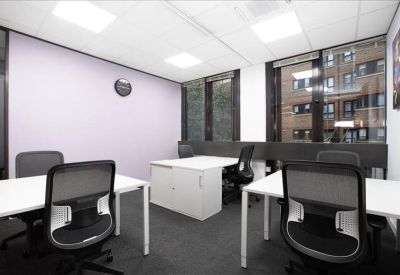 Executive office centre to lease in London