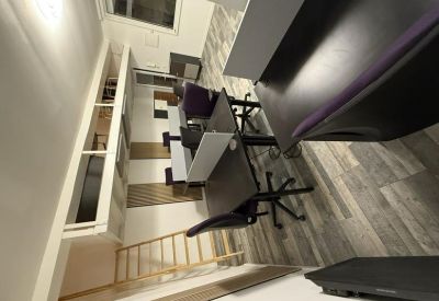 Serviced office centre - Suresnes