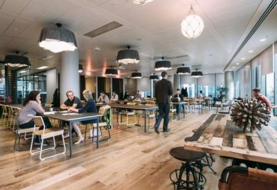 Exterior image of 33 Rue La Fayette