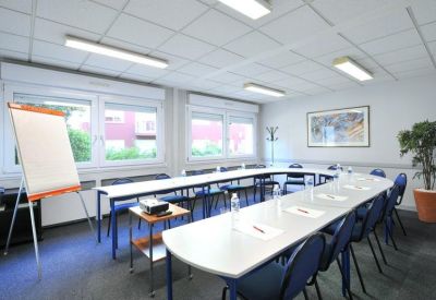 Exterior view of 5 Boulevard Vincent Gâche