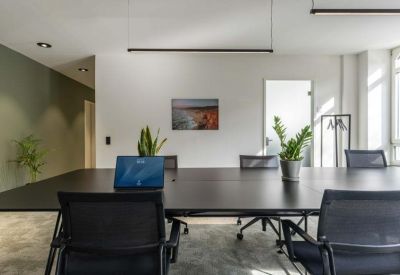 Offices at 57, Hohenzollernring