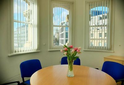 49 Queen Victoria Street, Albert Buildings