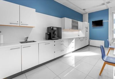 Exterior view of Kaiserswerther Strasse 115