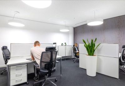 Koenigsallee 2b, 5th floor