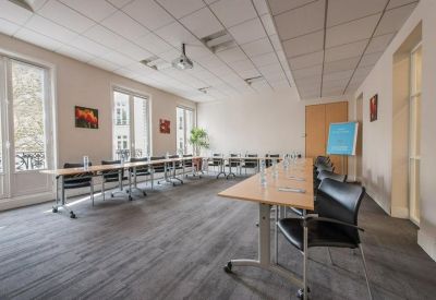 Office suite - Paris