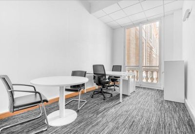 Exterior image of 10 Place Vendôme