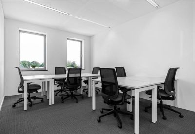 Offices at Stationsplein 8-K