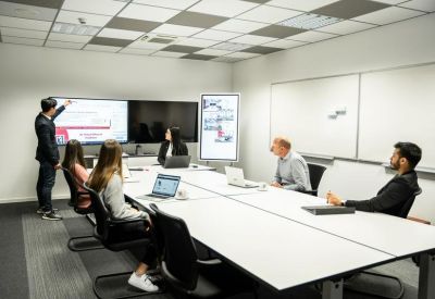 Exterior image of Zeil 109