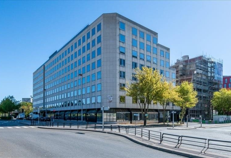 1 Rue Georges Stephenson, 78180 Montigny-le-Bretonneux, Montigny-le-Bretonneux, Yvelines