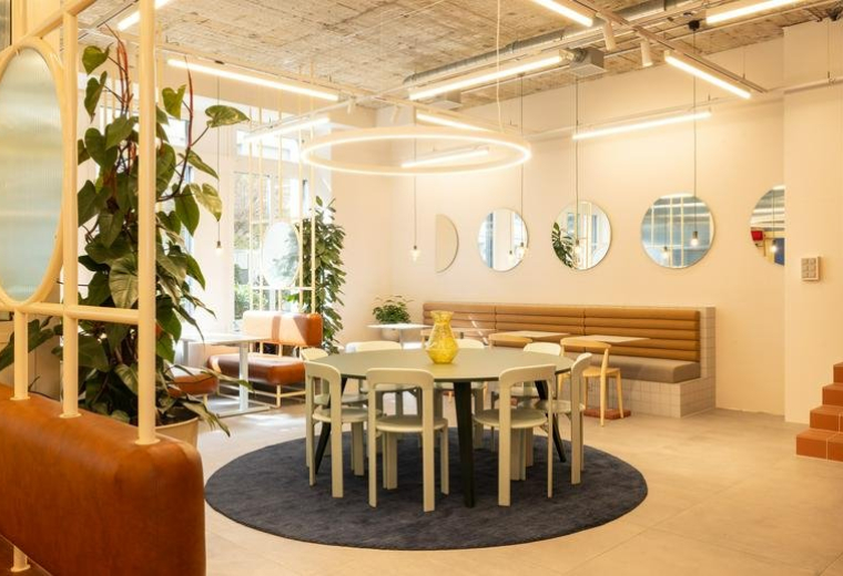 Offices at Beethovenstraße 48, Haus Vor Der Schanze