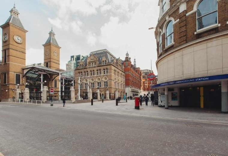 Serviced offices to rent in London