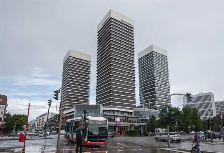 Hamburg, Mundsburg Tower, Hamburger Str. 11, Hamburg, Schleswig Holstein, Germany