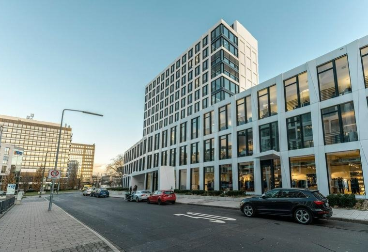 Kaiserswerther Straße 215, Dusseldorf, North Rhine-Westphalia