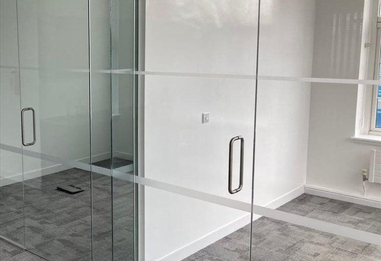 346 Kensington High Street, Central London, W14, UK