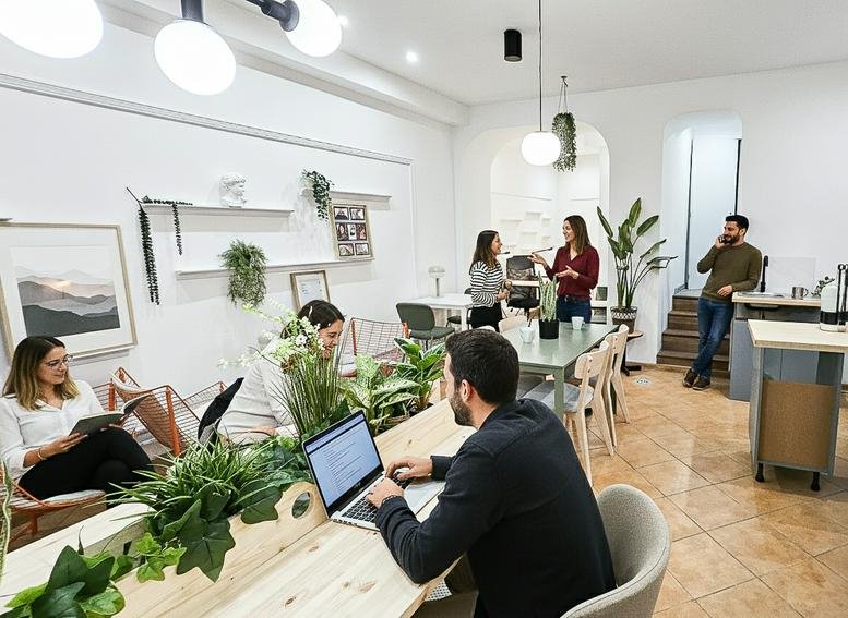 199, Rua da Carreira office accommodations