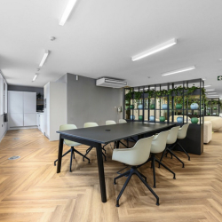 Serviced office - London