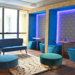 24 Rue Cambaceres office accommodations