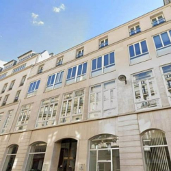 Exterior view of 36 Rue de Saint-Pétersbourg