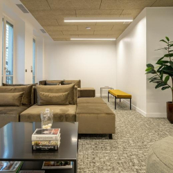 Office accommodation to rent in Paris