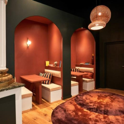 Office accommodation to hire in Paris