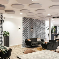 Exterior image of 92, Arlandaweg