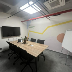 Exterior image of Akdeniz Mahalle Cumhuriyet Bulvarı No.120,İzQ Girişimcilik Merkezi