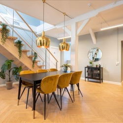 Offices at Fuglevangsvej 11-13