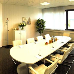 Serviced office to let in Hamburg
