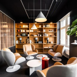 Exterior view of Uraniastrasse 31, Handelshof