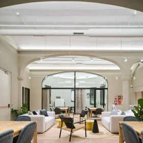 Carrer De La Tapineria 10 executive suites. Click for details.