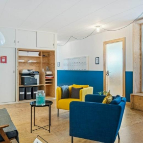 Offices at Route des Jeunes 105A. Click for details.