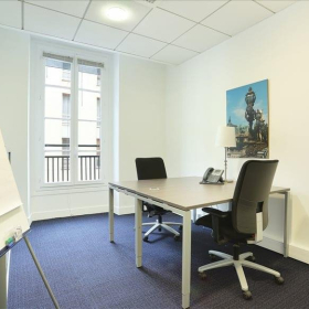 Executive office to hire in Paris. Click for details.