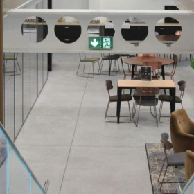 Image of Paris office accomodation. Click for details.