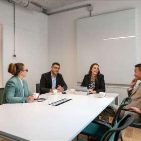 Image of Paris office space. Click for details.