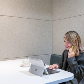 Executive office in Paris. Click for details.