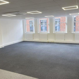 Office accomodation to lease in London. Click for details.