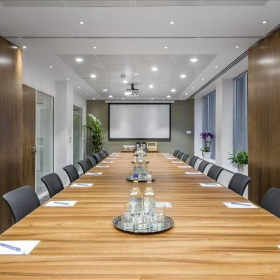 Exterior view of 25 North Row. Click for details.