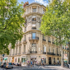 Executive suite to rent in Paris. Click for details.